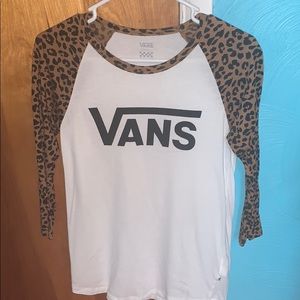 vans 3/4 cheetah top